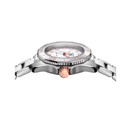 Reloj TAG Heuer Aquaracer Professional 200 WBP1450.BA0622. Género: Mujer. Material: Acero,Oro. Tamaño: Menos de 32mm. Correa: Acero. Color esfera: Nácar. Estilo: Deportivo. Movimiento: Cuarzo. Características técnicas: Hora y segundero