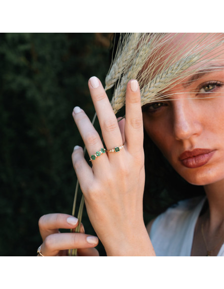Anillo Oro Amarillo, Esmeralda Y Diamantes