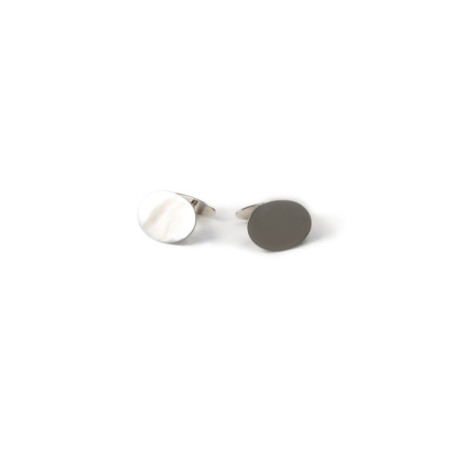 Gemelos Oro Blanco Ovales. Género: Hombre. Material: Oro blanco. Piedras: Sin gemas