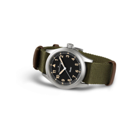Reloj Hamilton Khaki Field Quartz 38MM H69401930. Género: Hombre. Material: Acero. Tamaño: De 32mm a 38mm. Correa: Nato. Color esfera: Negro. Estilo: Casual. Movimiento: Cuarzo. Características técnicas: Hora y segundero