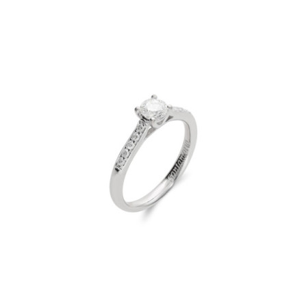 Anillo Oro Blanco Y Diamantes. Género: Mujer. Material: Oro blanco. Piedras: Diamantes
