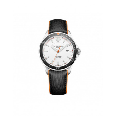 Reloj Baume et Mercier Clifton Club M0A10337. Género: Hombre. Material: Acero. Tamaño: De 39mm a 42mm. Correa: Lona. Color esfera: Blanca,Blanco. Estilo: Deportivo. Movimiento: Automático. Características técnicas: Hora y segundero,Calendario