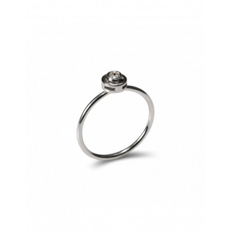 Anillo-Solitario Oro Blanco Y Diamante. Género: Mujer. Material: Oro blanco. Piedras: Diamantes