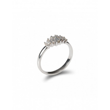 Anillo Oro Blanco Y Diamantes. Género: Mujer. Material: Oro blanco. Piedras: Diamantes