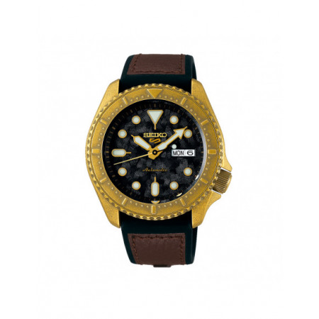 Reloj Seiko 5 Sports Specialist Style Vintage Look SRPE80K1. Género: Hombre. Material: Acero. Tamaño: De 39mm a 42mm. Correa: Piel,Silicona. Color esfera: Negro. Estilo: Casual. Movimiento: Automático. Características técnicas: Hora y segundero,Calendario
